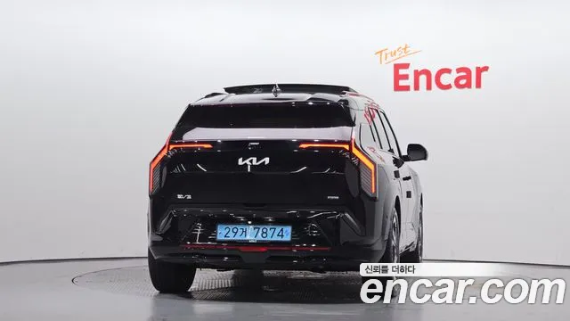 Kia EV3 Long Range 2WD — Фото автомобиля 4