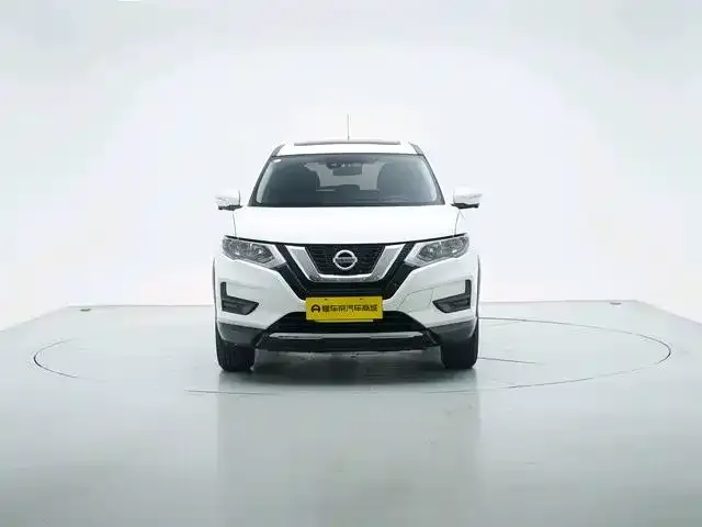Nissan X-Trail — Фото автомобиля 6