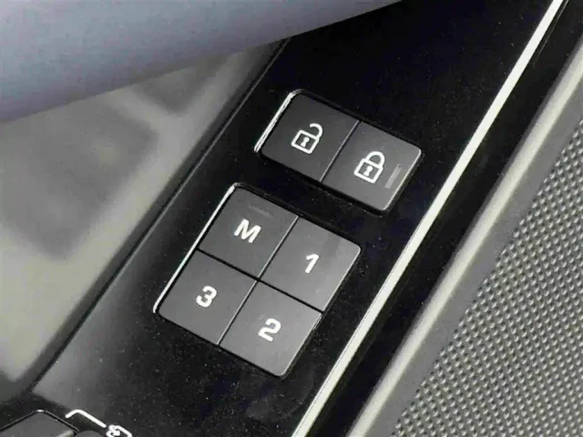 Land Rover Range Rover Velar — Фото автомобиля 15