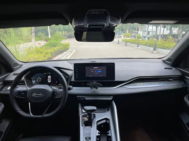 Geely Xingrui — Фото автомобиля 5