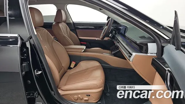 Hyundai Grandeur Grandeur (GN7) 2.5 Бензин 2WD — Фото автомобиля 10