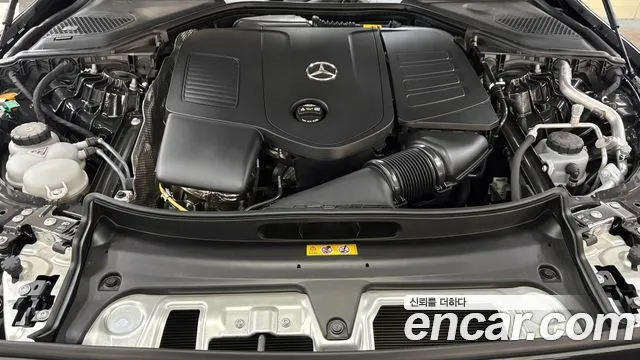 Mercedes-Benz E-Class — Фото автомобиля 6