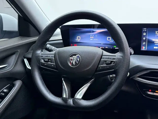 Buick Verano — Фото автомобиля 11