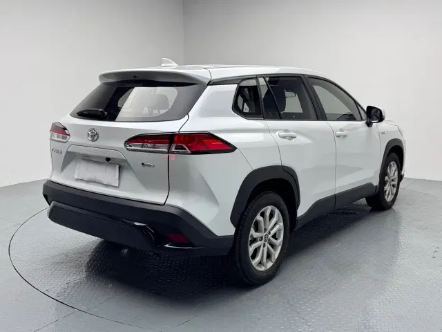 Toyota Frontlander — Фото автомобиля 17