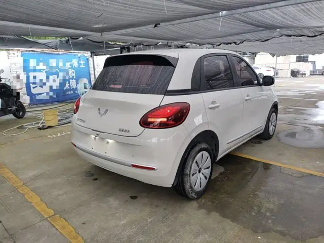 Wuling Bingo — Фото автомобиля 6