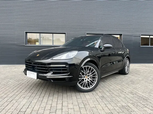 Фотография автомобиля — Porsche Cayenne