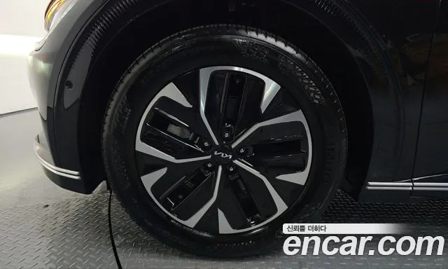 Kia EV6 — Фото автомобиля 5