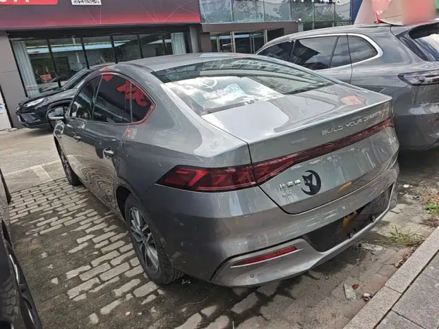BYD Qin PLUS — Фото автомобиля 4