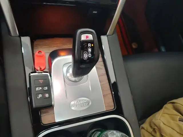 Land Rover Discovery Sport — Фото автомобиля 13