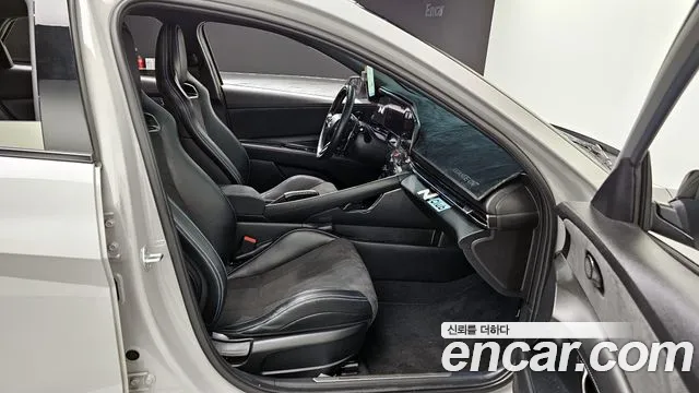 Hyundai AVANTE — Фото автомобиля 26