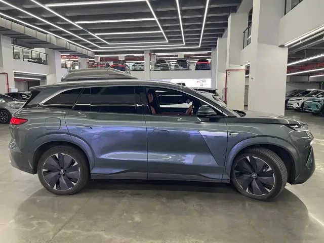 BYD Tang L — Фото автомобиля 4