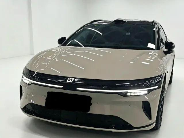 Фотография автомобиля — Zeekr 007 GT
