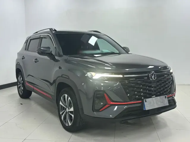 Changan CS35 Plus — Фото автомобиля 3