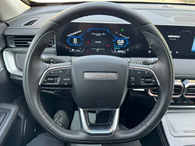 Jetour X70 Plus — Фото автомобиля 11