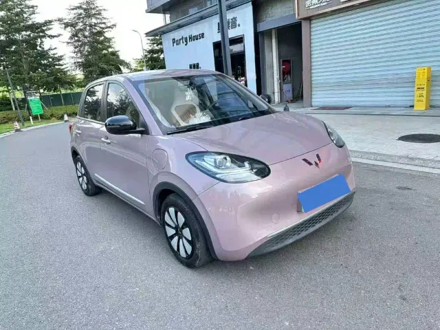 Wuling Bingo — Фото автомобиля 3