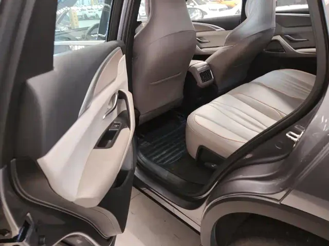 BYD Song Pro — Фото автомобиля 11