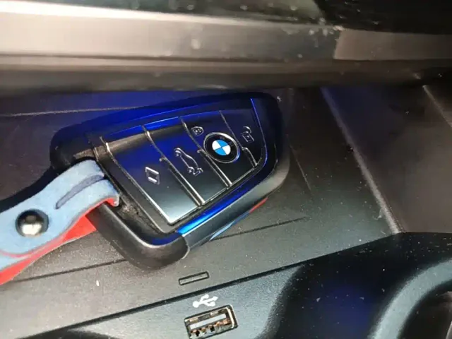 BMW 5 Series — Фото автомобиля 8