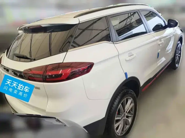 Geely Boyue — Фото автомобиля 2