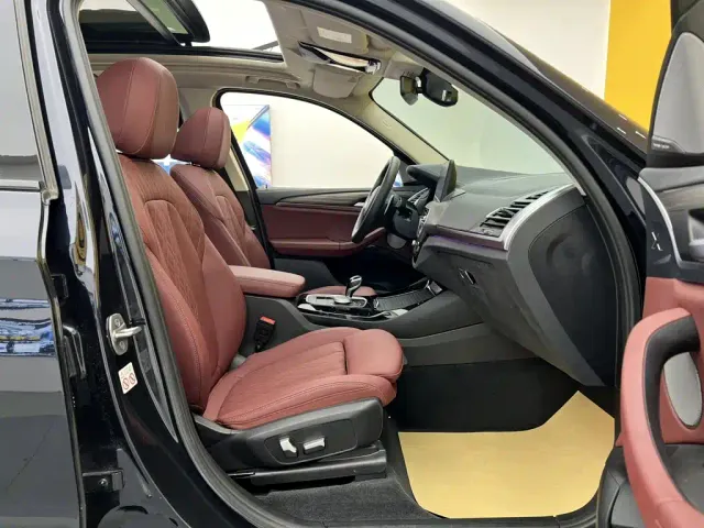 BMW X3 — Фото автомобиля 16