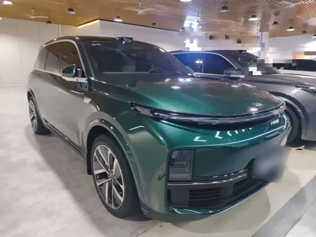 Li Auto L9 — Фото автомобиля 3