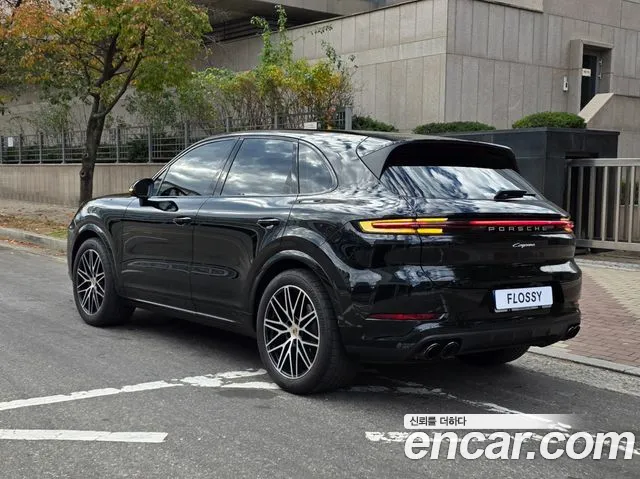 Porsche Cayenne PO536 — Фото автомобиля 2