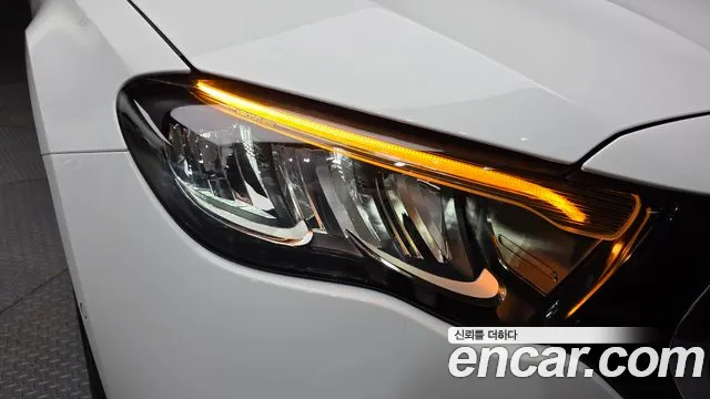 Mercedes-Benz E-Class — Фото автомобиля 21