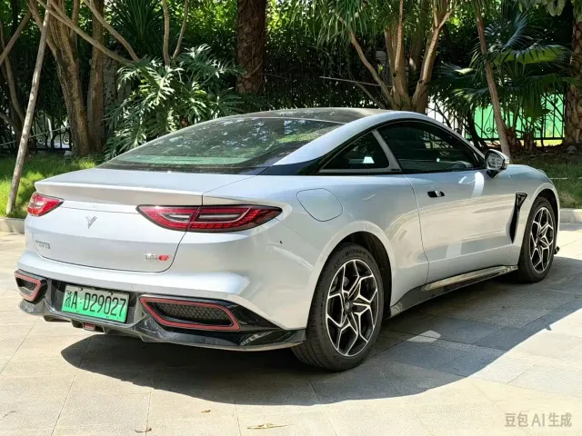 Hozon Neta GT — Фото автомобиля 7