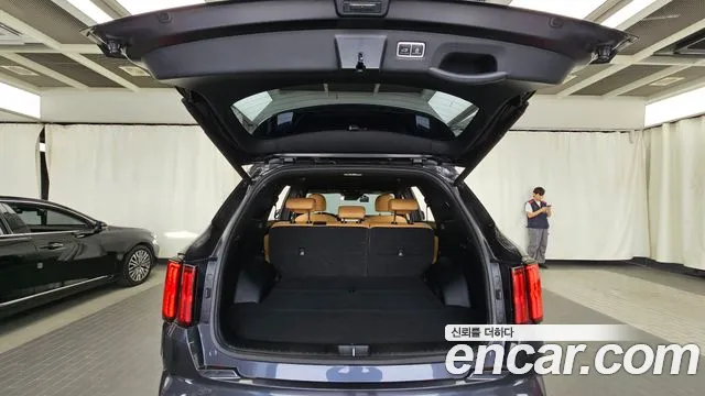 Kia Sorento Sorento 4-е поколение Бензин 2.5T 2WD — Фото автомобиля 17