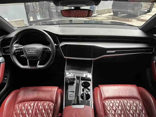 Audi A7L — Фото автомобиля 13