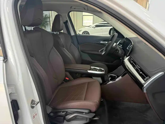 BMW X1 — Фото автомобиля 14