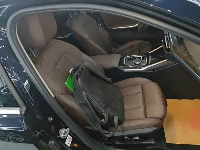 BMW 3 Series — Фото автомобиля 24