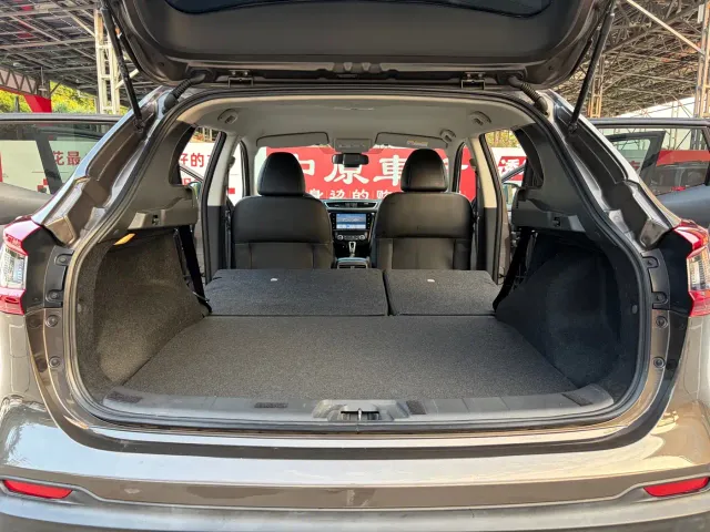 Nissan Qashqai — Фото автомобиля 14
