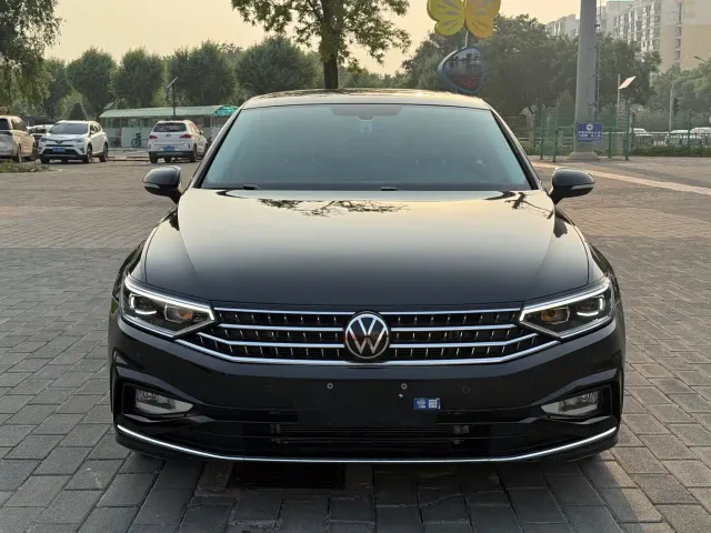 Volkswagen Magotan — Фото автомобиля 2