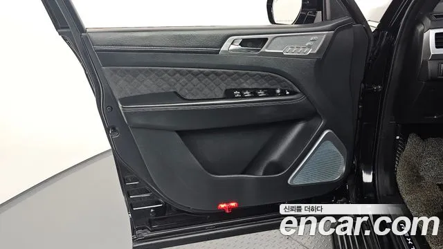 KG_Mobility_Ssangyong Rexton All Rexton Дизель 2.2 4WD — Фото автомобиля 20