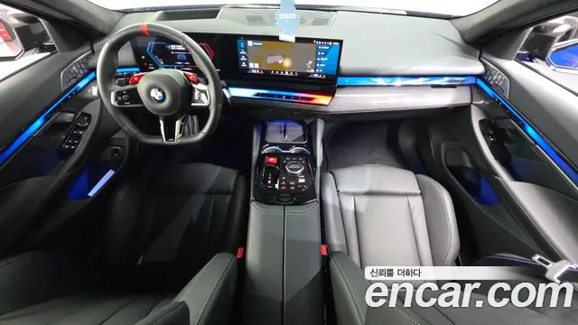 BMW M5 G90 — Фото автомобиля 7