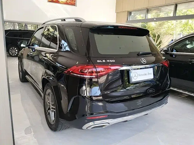 Mercedes-Benz GLE-Class — Фото автомобиля 4