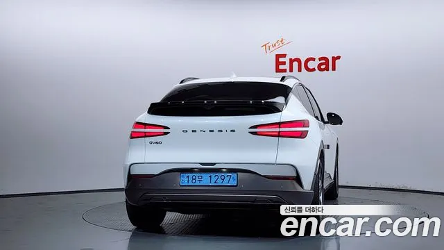 Genesis GV60 — Фото автомобиля 4