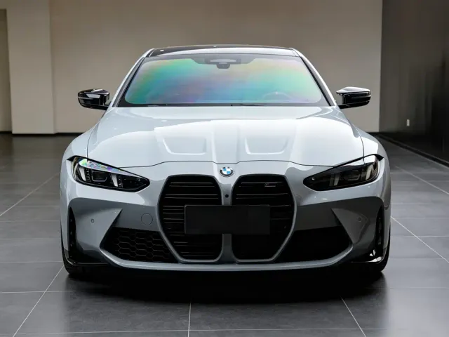 BMW M4 — Фото автомобиля 2