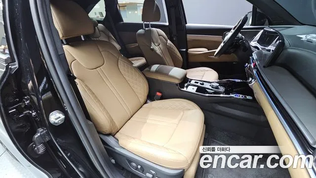 Kia Sorento Новый Sorento 4 поколение Бензин 2.5T 2WD — Фото автомобиля 23