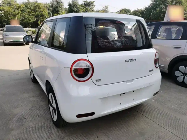 Changan Lumin — Фото автомобиля 4