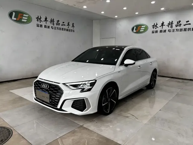 Фотография автомобиля — Audi A3