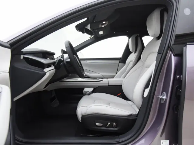 Xiaomi SU7 — Фото автомобиля 4
