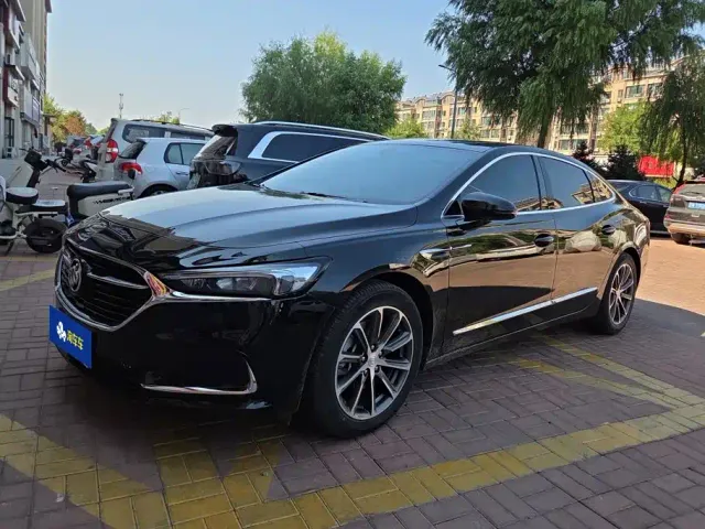 Фотография автомобиля — Buick LaCrosse