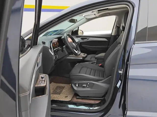 Volkswagen Talagon — Фото автомобиля 9