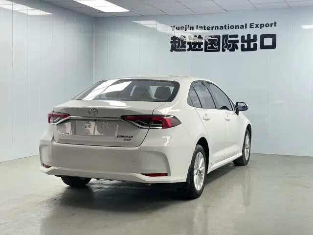 Toyota Corolla — Фото автомобиля 10
