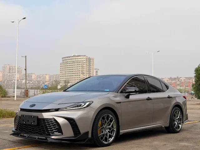 Фотография автомобиля — Toyota Camry