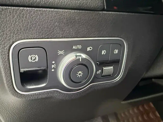 Mercedes-Benz GLA-Class — Фото автомобиля 13