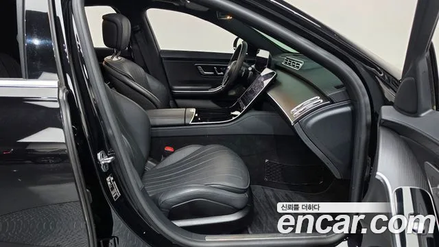 Mercedes-Benz S-Class — Фото автомобиля 25