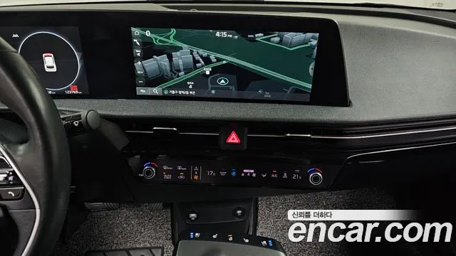 Kia EV6 — Фото автомобиля 18