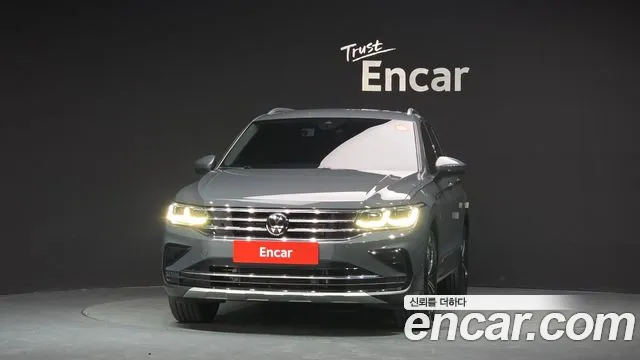 Volkswagen Tiguan Tiguan 2 поколение 2.0 TDI Premium — Фото автомобиля 3